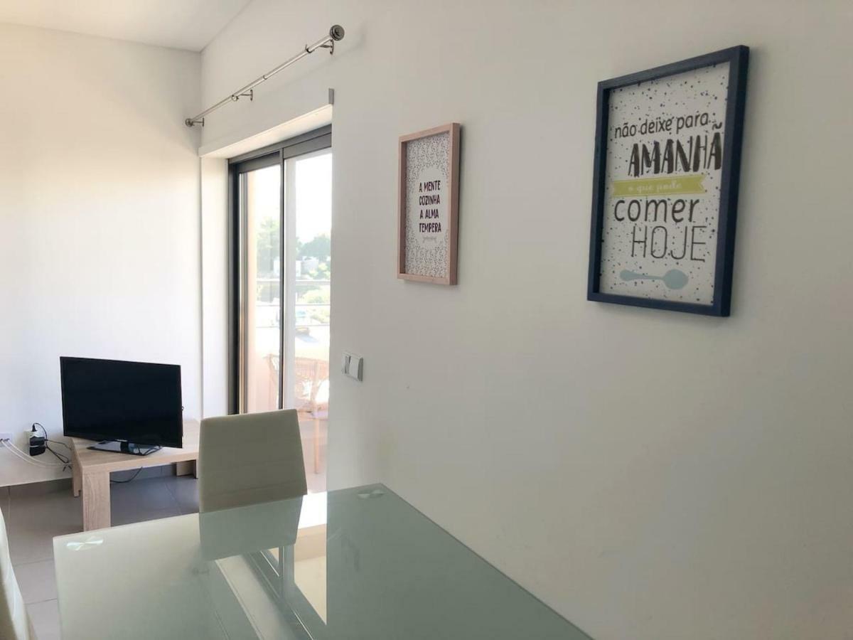 Amazing Apartment In Praia Da Rocha Portimão Exterior photo